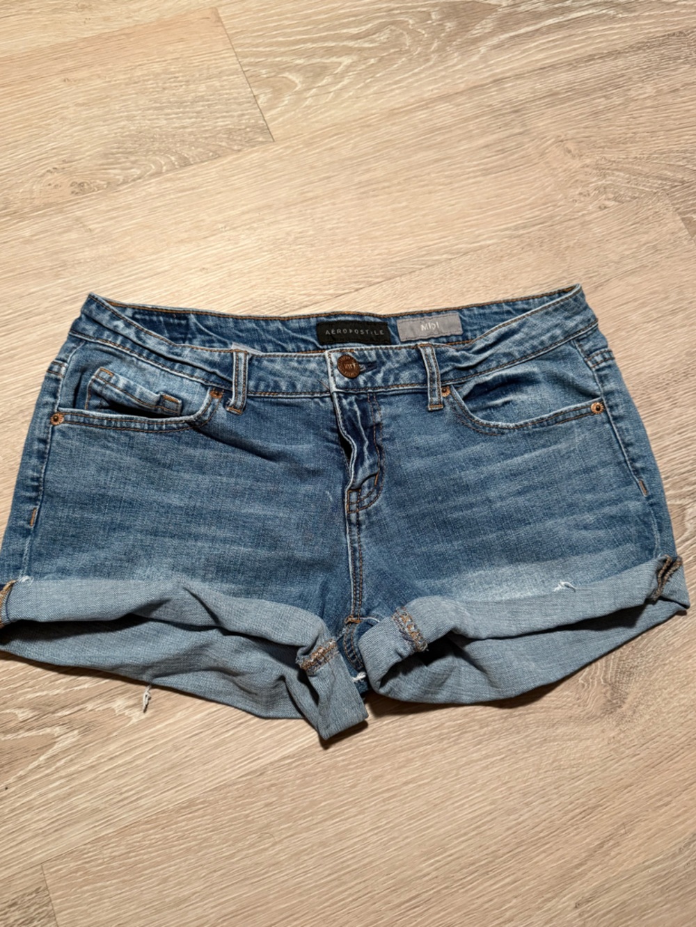 Aeropostale Midi Shorts